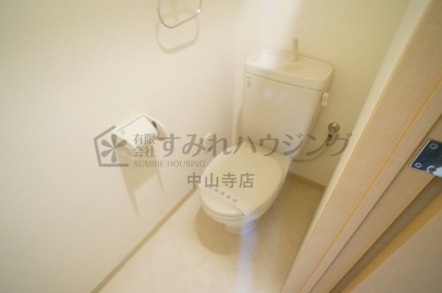 リーガルコート山本駅前のトイレ
