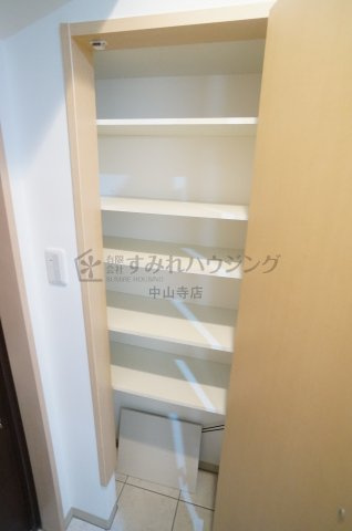 リーガルコート山本駅前の収納