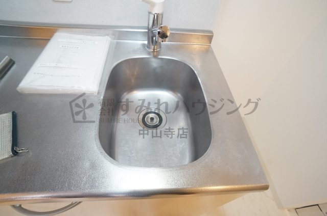 リーガルコート山本駅前のキッチン