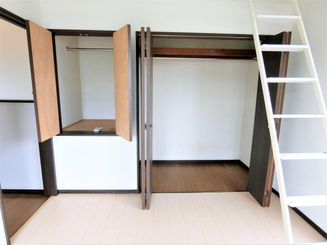 テラス南横川の収納