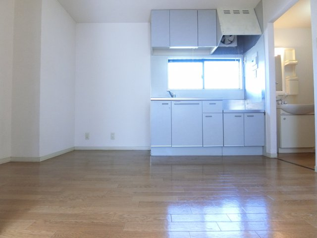 メゾン・ヒロの居間・リビング