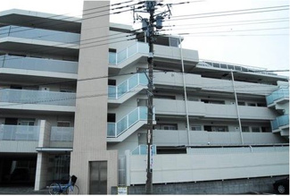 【外観】 | 無駄な共用部もなくバランスの良いマンションです。
