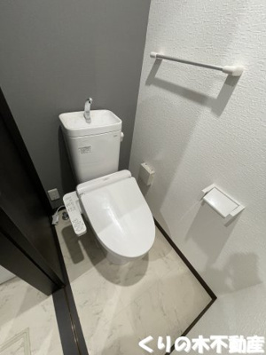 【トイレ】 | Kiefer ains | シンプルで使いやすいトイレです