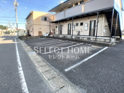 【駐車場】 | ルーチェ錦B棟 | 駐車場完備です