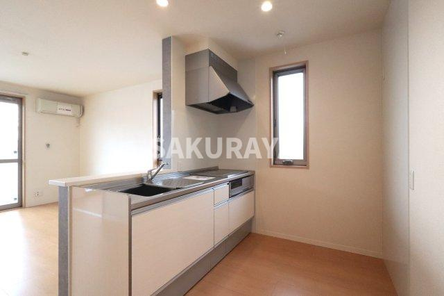 グリーンハーブのキッチン|2025年10月撮影。