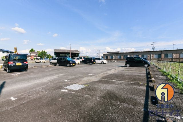 ビレッジハウス下広川2号棟の駐車場|駐車場です