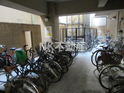 【その他共用部分】 | ブルグリンコート布施駅前（布施賃貸） | 駐輪場です