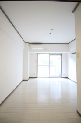 【寝室】 | プルーリオン竹鼻