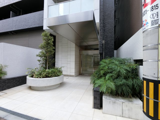 【エントランス】