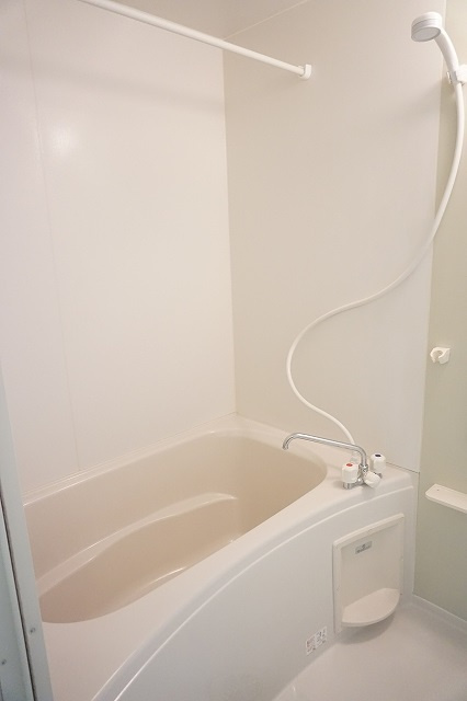 フォーリーフBの浴室