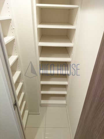 パレステージ本川越の玄関