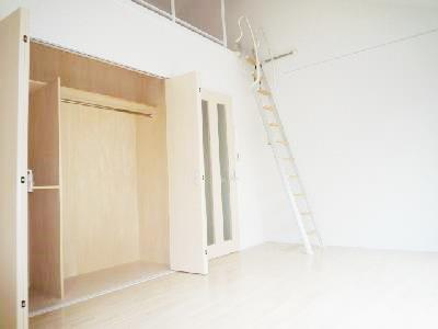 YUKI HOUSEの洋室|洋室