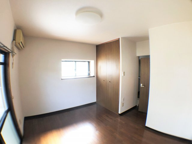 マンション朝倉の居間・リビング