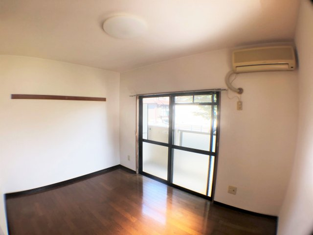 マンション朝倉の洋室