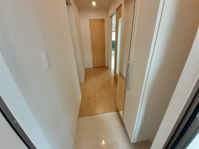 GRACE鴻池の玄関