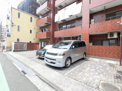 【駐車場】 | ライオンズマンション横浜第２Ａ館 | 平置き駐車場