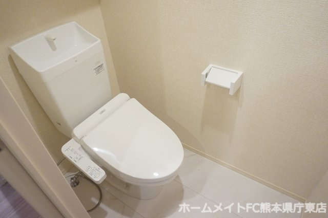 上益城郡嘉島町大字上島のアパートのトイレ
