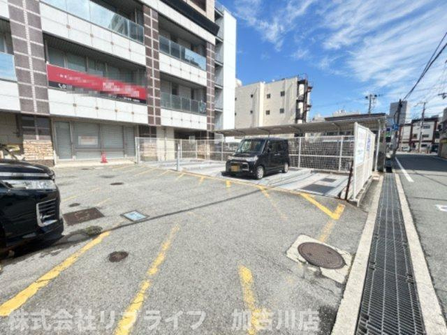 サンロードスクエアショウワの駐車場