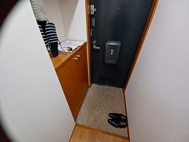 メゾン南馬込５１の玄関