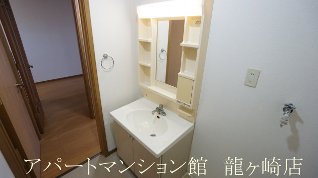 プレシャスの独立洗面台