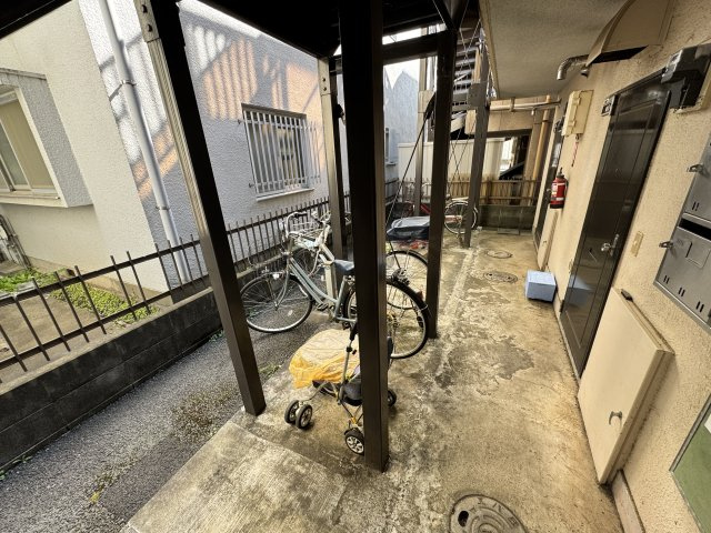 アベニュー耕和のエントランス