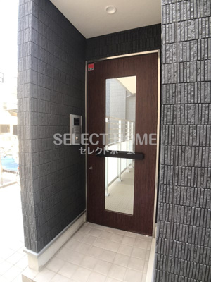 【エントランス】 | ルカーサ岡崎公園 | 毎日通るエントランスはこのようになっています