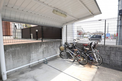 【その他共用部分】 | ドレスデン | 駐輪場