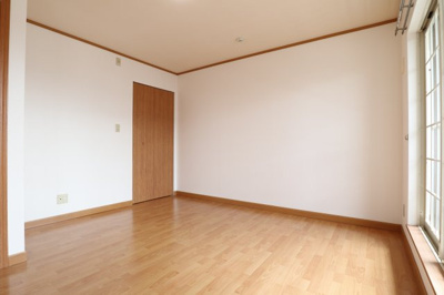 【洋室】 | ドレスデン | 洋室