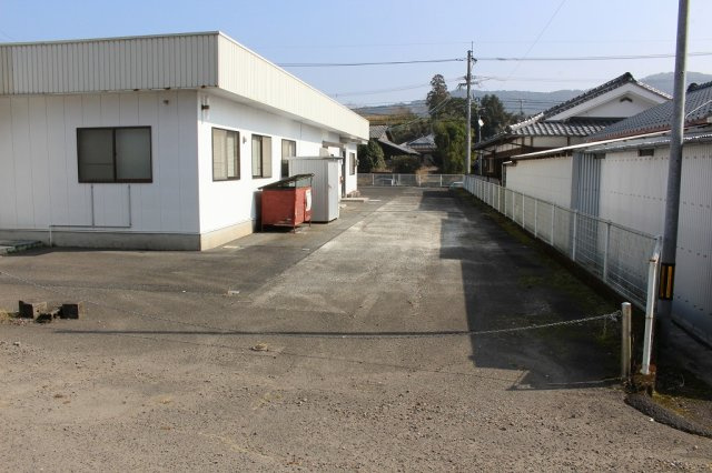 都城市高城町石山の事務所の外観