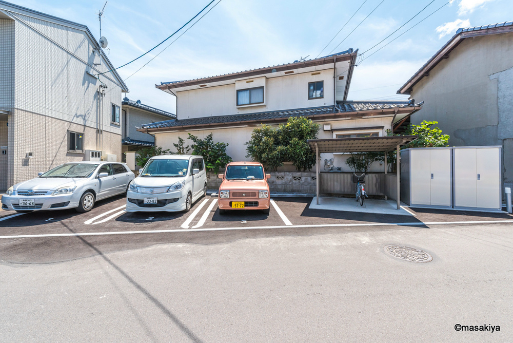 ブルームの駐車場|駐車場