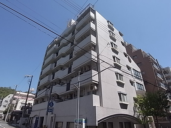 アルテハイム神戸県庁前の外観