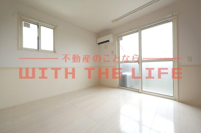 プロシア【10，000円キャッシュバック対象物件】の居間・リビング|ゆったり過ごせるリビングです