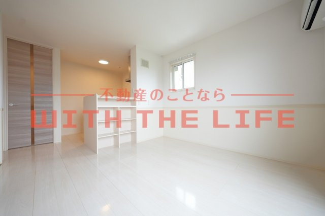 プロシア【10，000円キャッシュバック対象物件】の居間・リビング|使いやすいリビングです