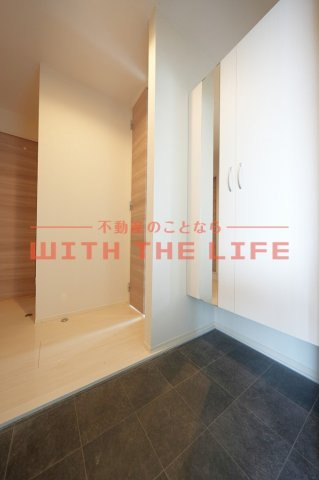 プロシア【10，000円キャッシュバック対象物件】の玄関|落ち着いた玄関です