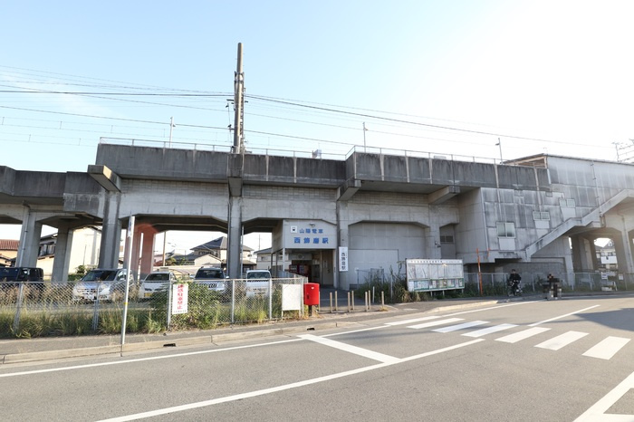 ルクプルF2の周辺