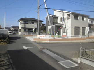 【前面道路含む現地写真】 | 前面道路含む現地写真です