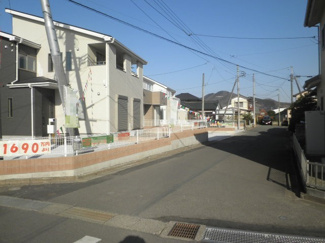 【前面道路含む現地写真】 | 前面道路含む現地写真です