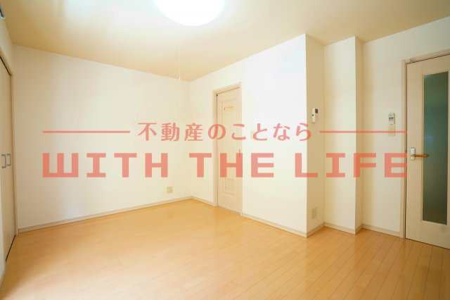 リブレア御井町【キャッシュバック対象物件】の洋室|明るい洋室です