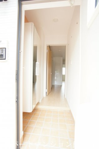 ガーデナーズ　ヒルの玄関