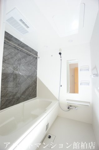 ガーデナーズ　ヒルの浴室