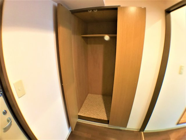 カーサコモダ新舞子Bの収納