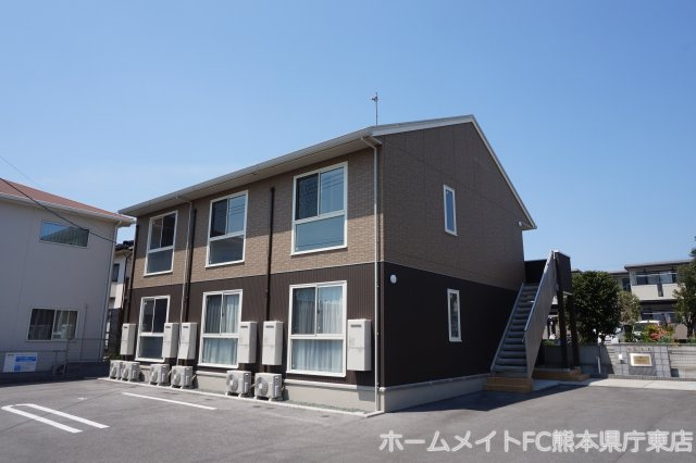 上益城郡益城町大字惣領のアパートの外観