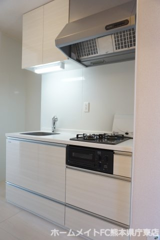 上益城郡益城町大字惣領のアパートのキッチン