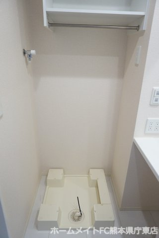 上益城郡益城町大字惣領のアパートの洗面所