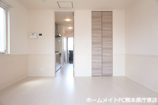 上益城郡益城町大字惣領のアパートの居間・リビング