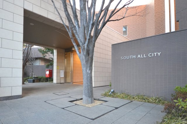 サウスオールシティ レフトウィングのエントランス|レフトウイング棟　エントランス