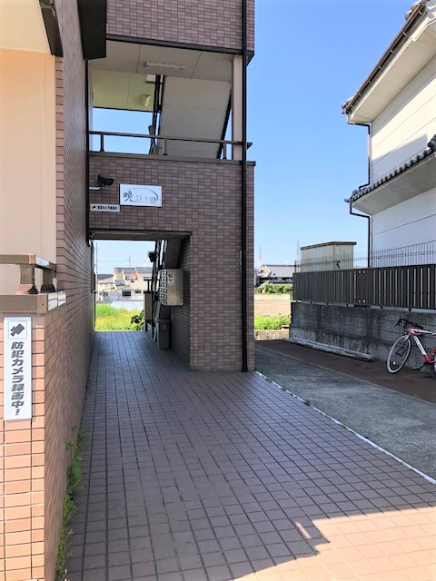 暁21・うえきⅠ号館の外観