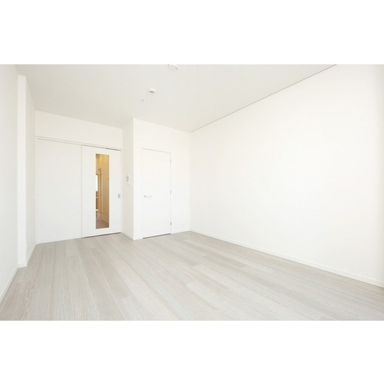 【洋室】 | HAMACHO APARTMENTS