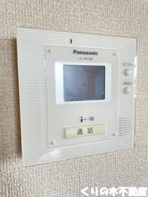 【セキュリティ】 | リバブル北高下Ａ棟 | モニター付きインターホン完備