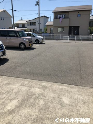 【駐車場】 | リバブル北高下Ａ棟 | 駐車場があります